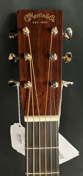 Martin D-28 Billy Strings Dreadnought Acoustic Guitar Vintage Natural Finish w/ Case (022)