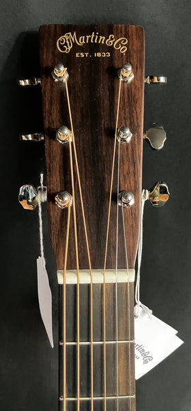 Martin D-28 Billy Strings Dreadnought Acoustic Guitar Vintage Natural Finish w/ Case (824)