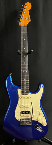 Fender American Ultra Stratocaster HSS Electric Guitar Cobra Blue w/ OHSC