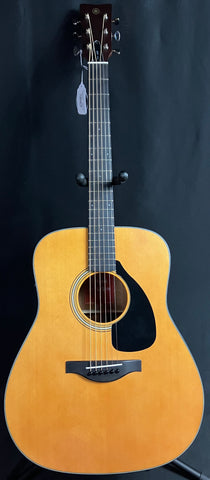 Yamaha FGX3 Red Label Dreadnought Acoustic-Electric Guitar Vintage Natural w/ Case (362)