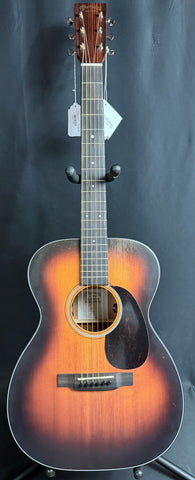Martin 00-10E Retro Joe Bonamassa Acoustic-Electric Guitar 1937 Sunburst w/ Soft Case (744)