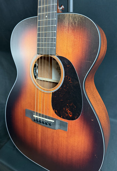 Martin 00-10E Retro Joe Bonamassa Acoustic-Electric Guitar 1937 Sunburst w/ Soft Case (847)
