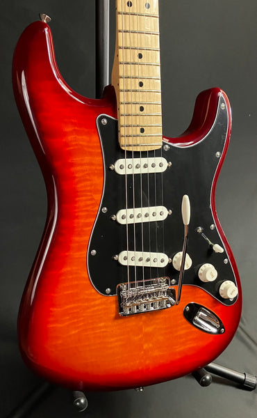 Fender Player Stratocaster Plus Top Electric Guitar Aged Cherry Sunburst