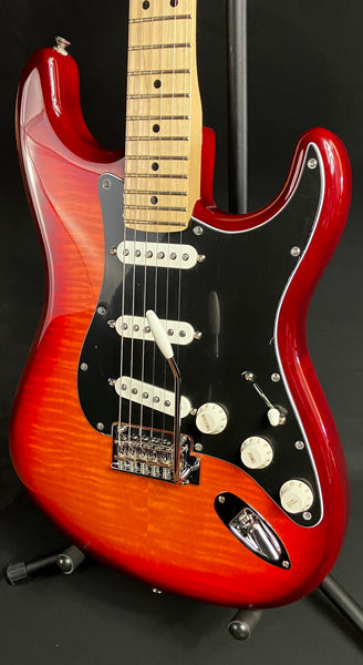 Fender Player Stratocaster Plus Top Electric Guitar Aged Cherry Sunburst