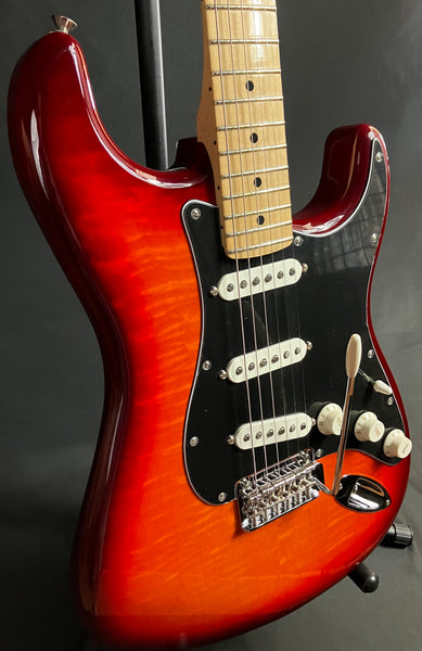 Fender Player Stratocaster Plus Top Electric Guitar Aged Cherry Sunburst