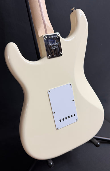 Fender Eric Clapton Signature Stratocaster Electric Guitar Olympic White w/ OHSC