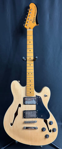 Squier Classic Vibe Starcaster Semi-Hollow Body Electric Guitar Gloss Natural