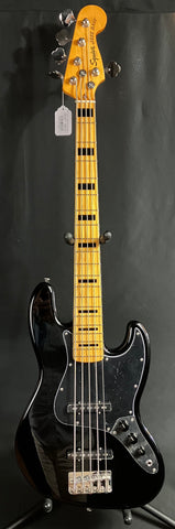 Squier Classic Vibe Jazz Bass V 5-String Bass Guitar Gloss Black Finish