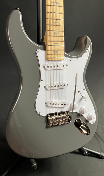 Paul Reed Smith PRS SE Silver Sky Maple Electric Guitar Overland Gray w/ Gig Bag