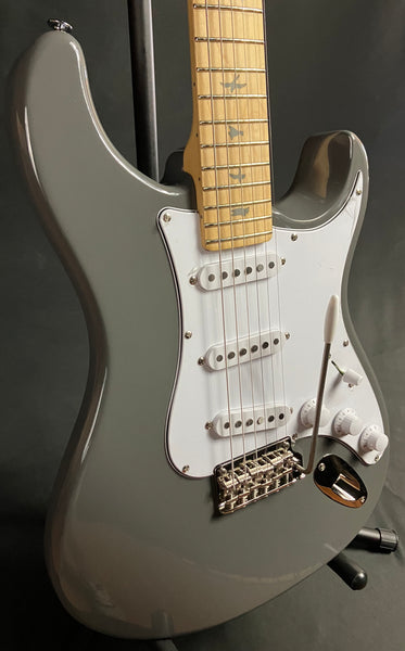 Paul Reed Smith PRS SE Silver Sky Maple Electric Guitar Overland Gray w/ Gig Bag