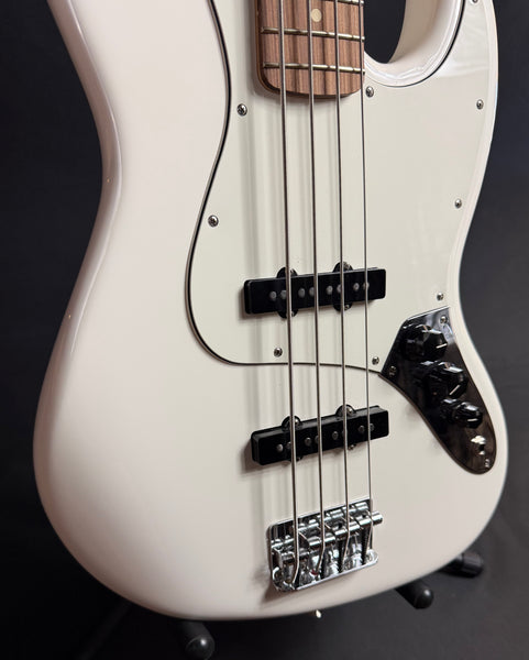 Fender Player Jazz Bass 4-String Bass Guitar Polar White Finish