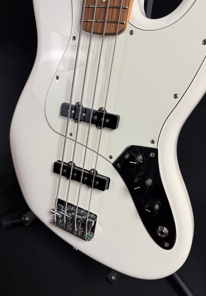 Fender Player Jazz Bass 4-String Bass Guitar Polar White Finish
