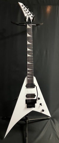 Jackson Pro Plus Series RR24 Rhoads Electric Guitar Snow White Finish w/ Gig Bag