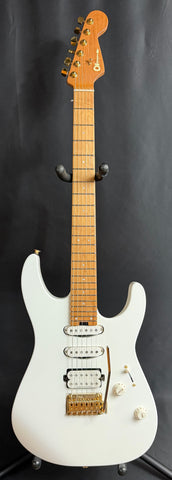 Charvel Pro-Mod DK24 HSS 2PT CM Electric Guitar Snow White w/ Gold Hardware