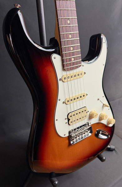 Fender Player II Stratocaster HSS Electric Guitar 3-Tone Sunburst Finish