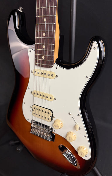 Fender Player II Stratocaster HSS Electric Guitar 3-Tone Sunburst Finish