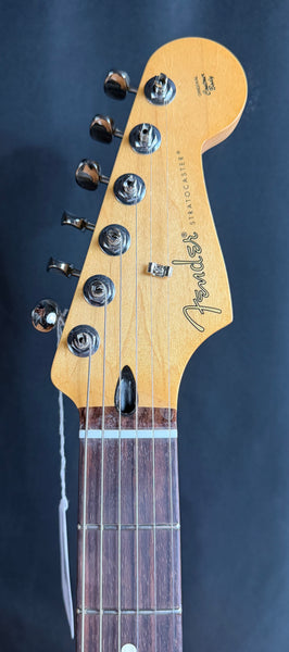 Fender Player II Stratocaster HSS Electric Guitar 3-Tone Sunburst Finish