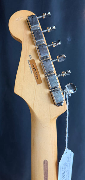 Fender Player II Stratocaster HSS Electric Guitar 3-Tone Sunburst Finish