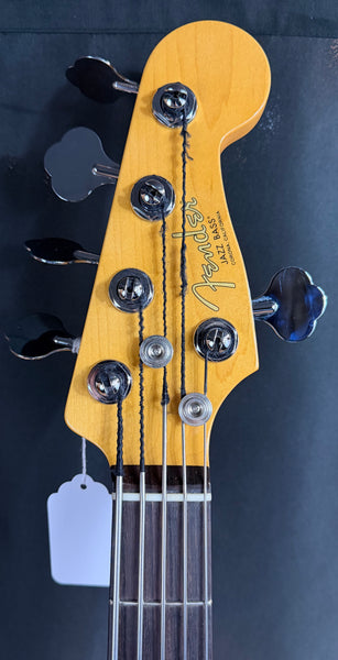 Fender American Professional II Jazz Bass V 5-String Bass Guitar Olympic White w/ OHSC