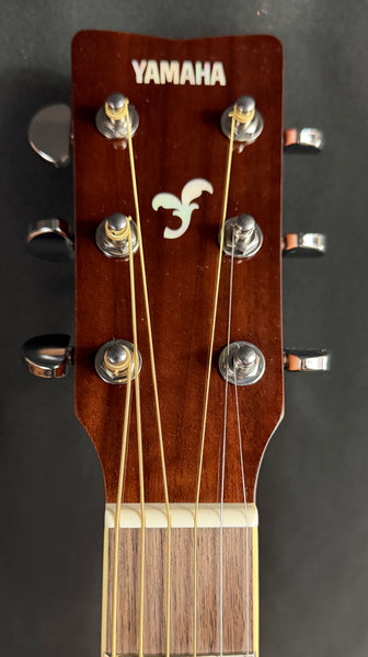 Yamaha FGX820C Dreadnought Cutaway Acoustic-Electric Guitar Gloss Natural