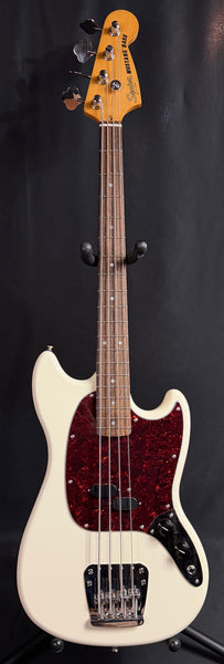 Squier Classic Vibe 60's Mustang Bass 4-String Bass Guitar Olympic White