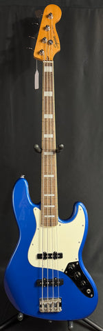 Squier Classic Vibe Late 60's Jazz Bass 4-String Bass Guitar Lake Placid Blue