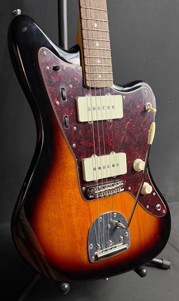 Squier Classic Vibe 60's Jazzmaster Electric Guitar 3-Tone Sunburst (644)
