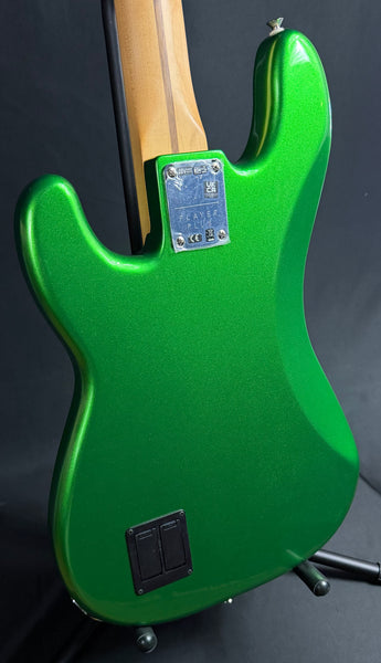 Fender Player Plus Active Precision Bass 4-String Bass Guitar Cosmic Jade Finish w/ Gig Bag (574)