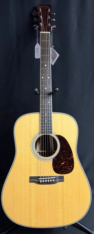 Martin HD-35 (2026) Standard Dreadnought Acoustic Guitar Gloss Natural w/ Case