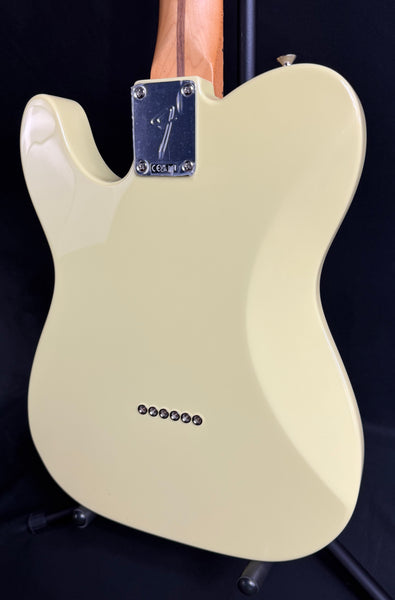 Fender Player II Telecaster HH Electric Guitar Hialeah Yellow Finish (687)
