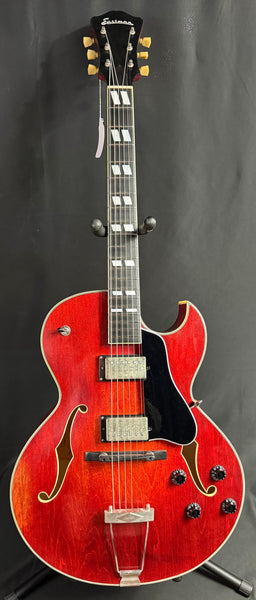 Eastman T49D/V Archtop Hollowbody Electric Guitar Classic Antique Varnish w/ Case