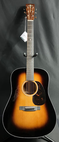 Martin Custom D-18 Quilted Pommele Sapele Dreadnought Acoustic Guitar 1935 Sunburst w/ Case