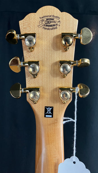 Washburn WJ45SCE Flamed Maple Jumbo Cutaway Acoustic-Electric Guitar Natural w/ Case