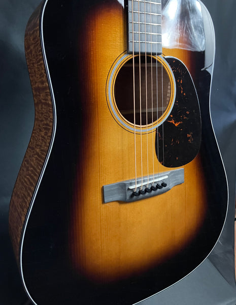 Martin Custom D-18 Quilted Pommele Sapele Dreadnought Acoustic Guitar 1935 Sunburst w/ Case