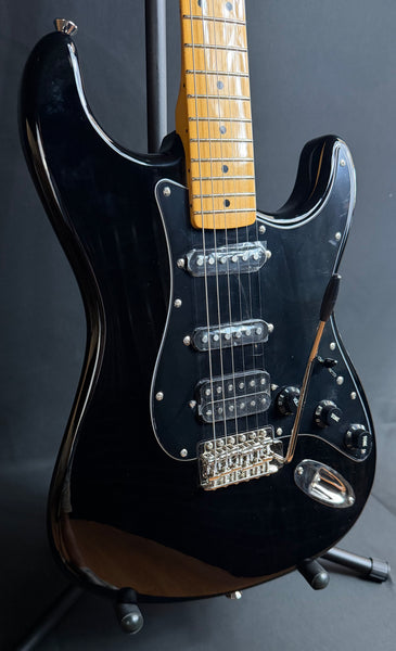 Squier Classic Vibe 70's Stratocaster HSS Electric Guitar Gloss Black (838)