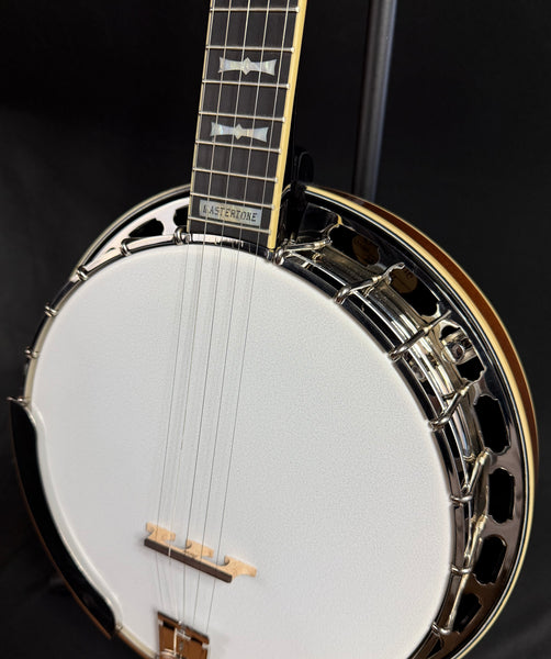 Gold Tone Mastertone™ OB-2 Bowtie 5-String Bluegrass Banjo Vintage Sunburst w/ Case
