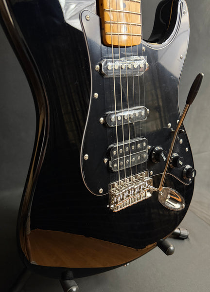 Squier Classic Vibe 70's Stratocaster HSS Electric Guitar Gloss Black (838)