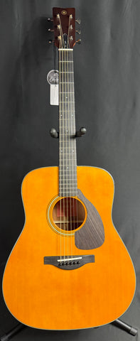 Yamaha FG5 GL Red Label Dreadnought Acoustic Guitar Gloss Vintage Natural w/ OHSC (49A)