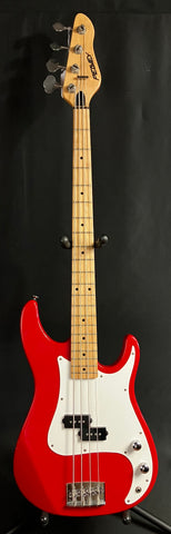 Peavey USA Fury Bass 4-String Bass Guitar Gloss Red Finish