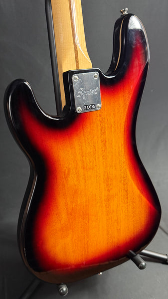 Squier Classic Vibe 60's Precision Bass 4-String P-Bass Guitar 3-Tone Sunburst