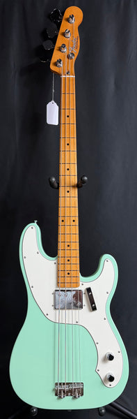 Fender Vintera II '70s Telecaster Bass 4-String Bass Guitar Surf Green w/ Gig Bag