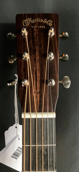 Martin D-18 (2025) Dreadnought Acoustic Guitar Gloss Natural Finish w/ Case (064)