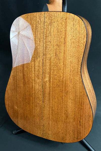 Martin D-18 (2025) Dreadnought Acoustic Guitar Gloss Natural Finish w/ Case (064)