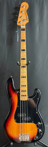 Squier Classic Vibe 70's Precision Bass 4-String Bass Guitar 3-Tone Sunburst (795)