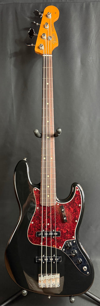Fender Vintera II '60s Jazz Bass 4-String Bass Guitar Gloss Black Finish w/ Gig Bag
