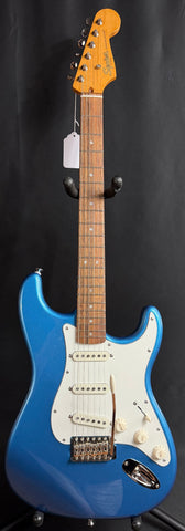 Squier Classic Vibe 60's Stratocaster Electric Guitar Lake Placid Blue