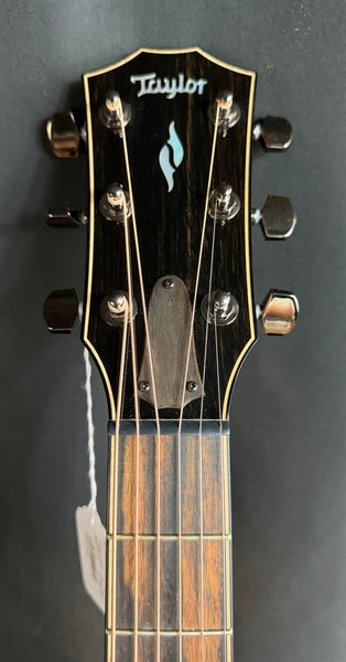 Taylor 814ce Grand Auditorium Cutaway Acoustic-Electric Guitar Gloss Natural w/ OHSC