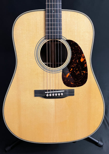 Martin HD-28 (2025) Standard Dreadnought Acoustic Guitar Gloss Natural w/ Case (030)