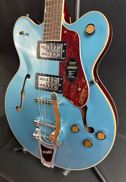 Gretsch G2622T Streamliner Semi-Hollowbody Electric Guitar Arctic Blue
