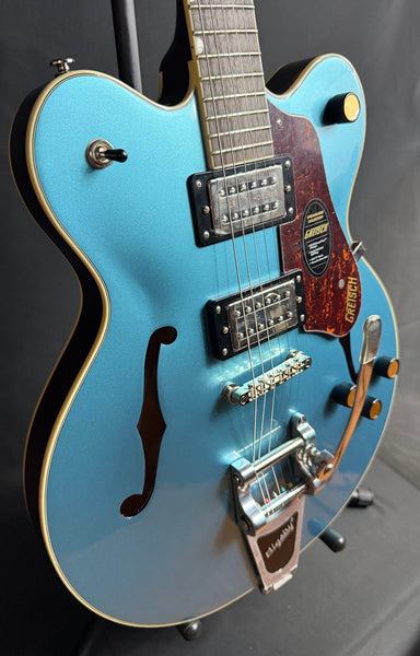 Gretsch G2622T Streamliner Semi-Hollowbody Electric Guitar Arctic Blue
